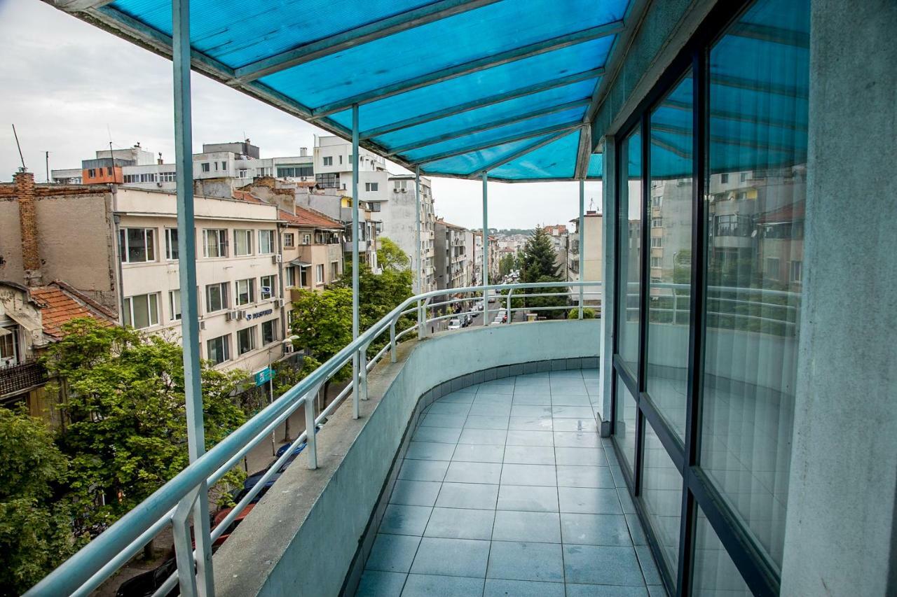 Spacious & Sunny Maisonette With Terrace Near Centre By Flаt Manаger Бургас Экстерьер фото